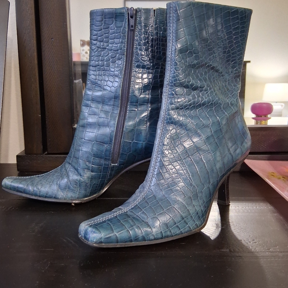 ANTONIO MELANI Blue Croc-Embossed Ankle Boots